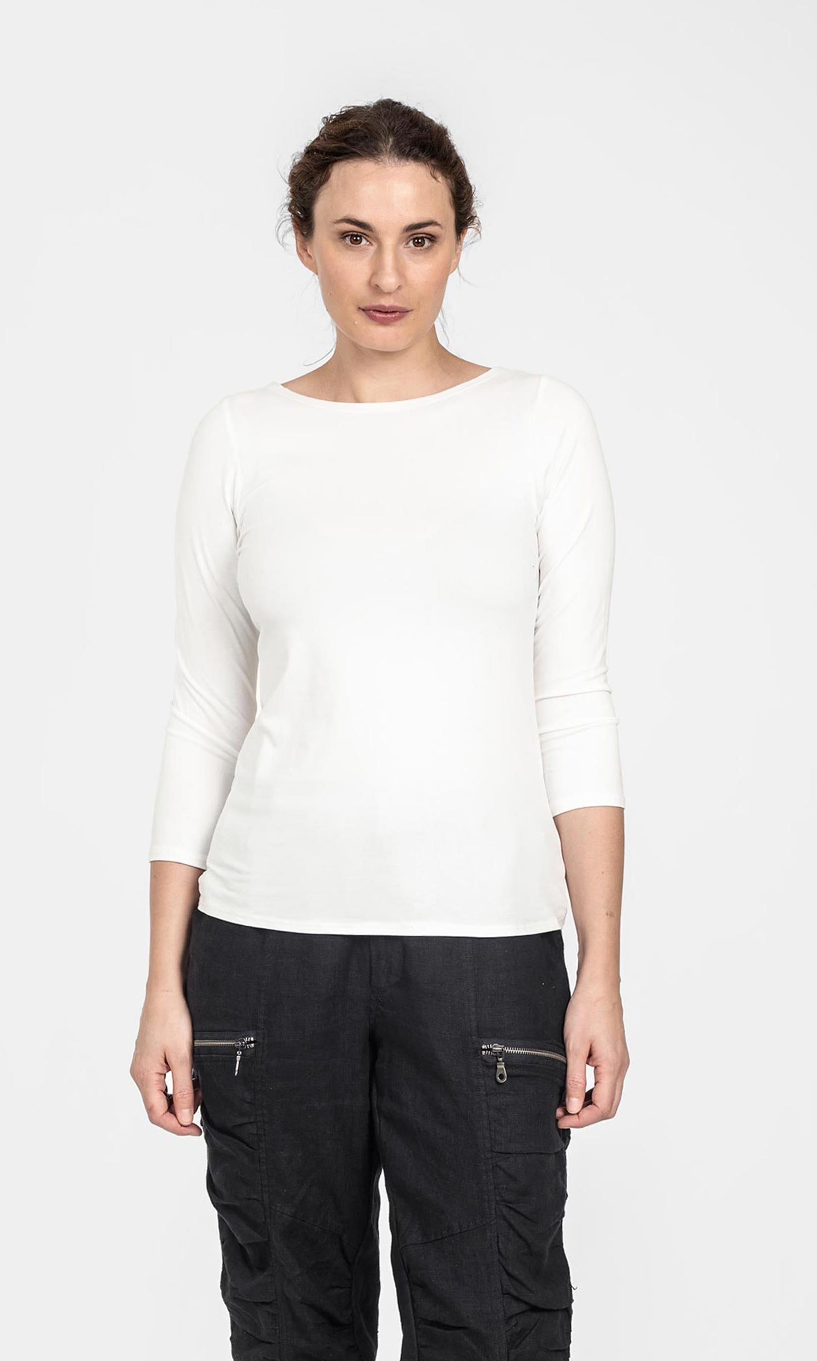 T-shirt med 3/4-ärm och båtringning i viskos