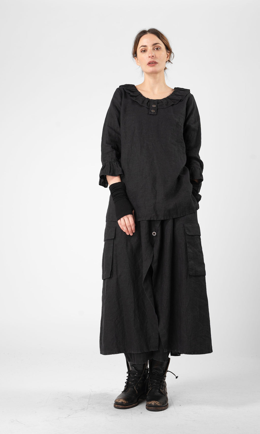 Linnetunika med volanger och 3/4 ärm