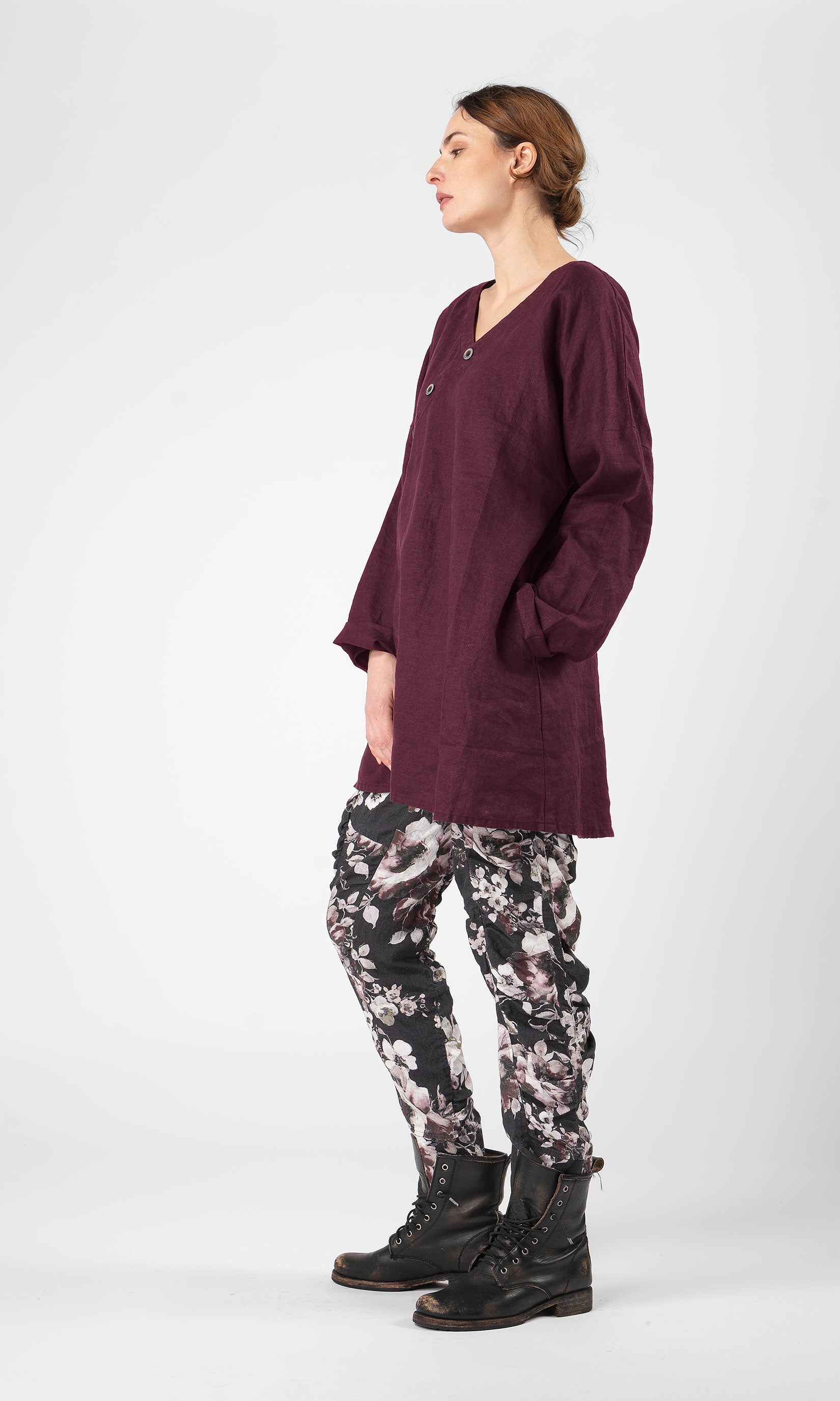 Linnetunika med snedknäppning och a-form