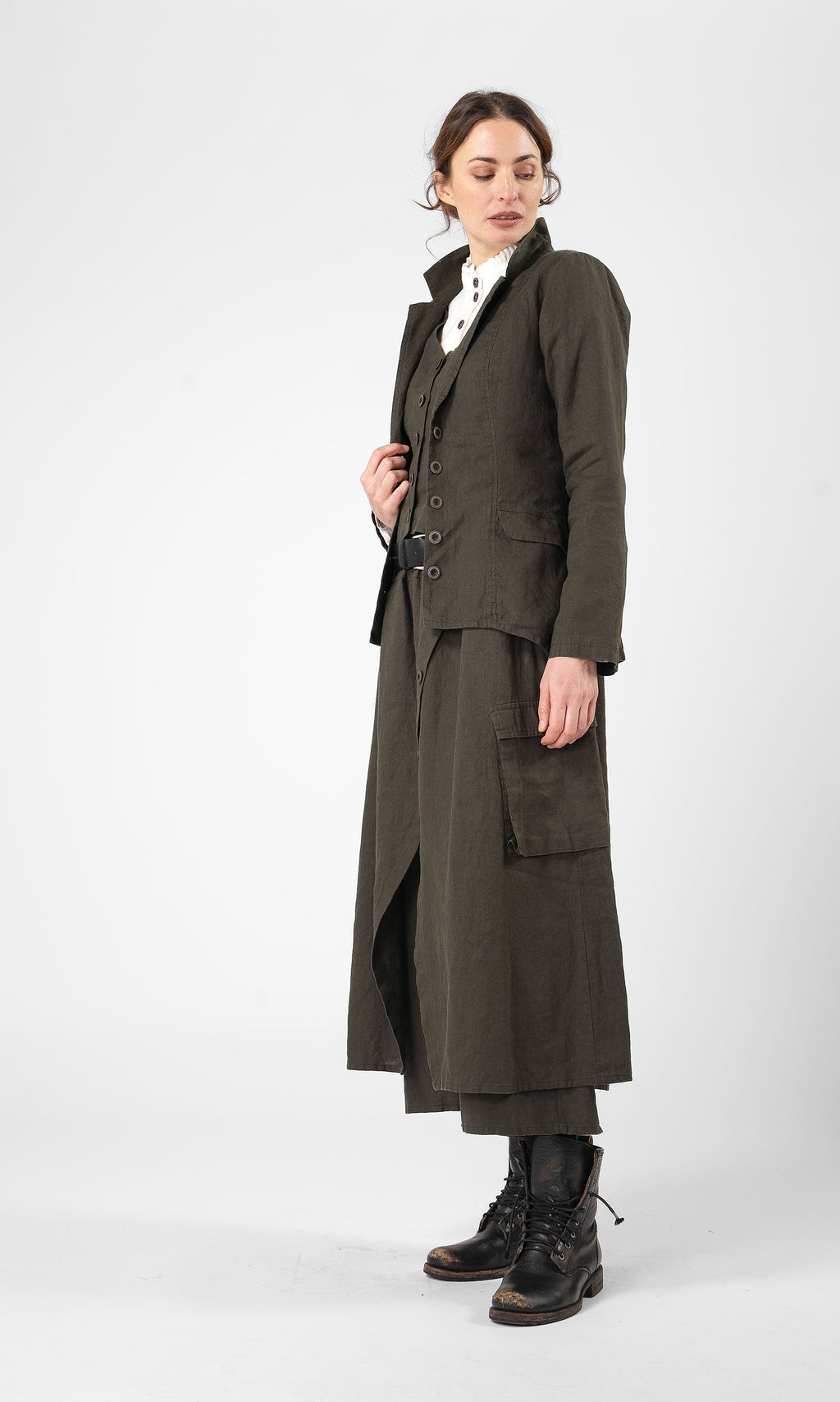 Linnekavaj i klassisk insvängd och fodrad modell