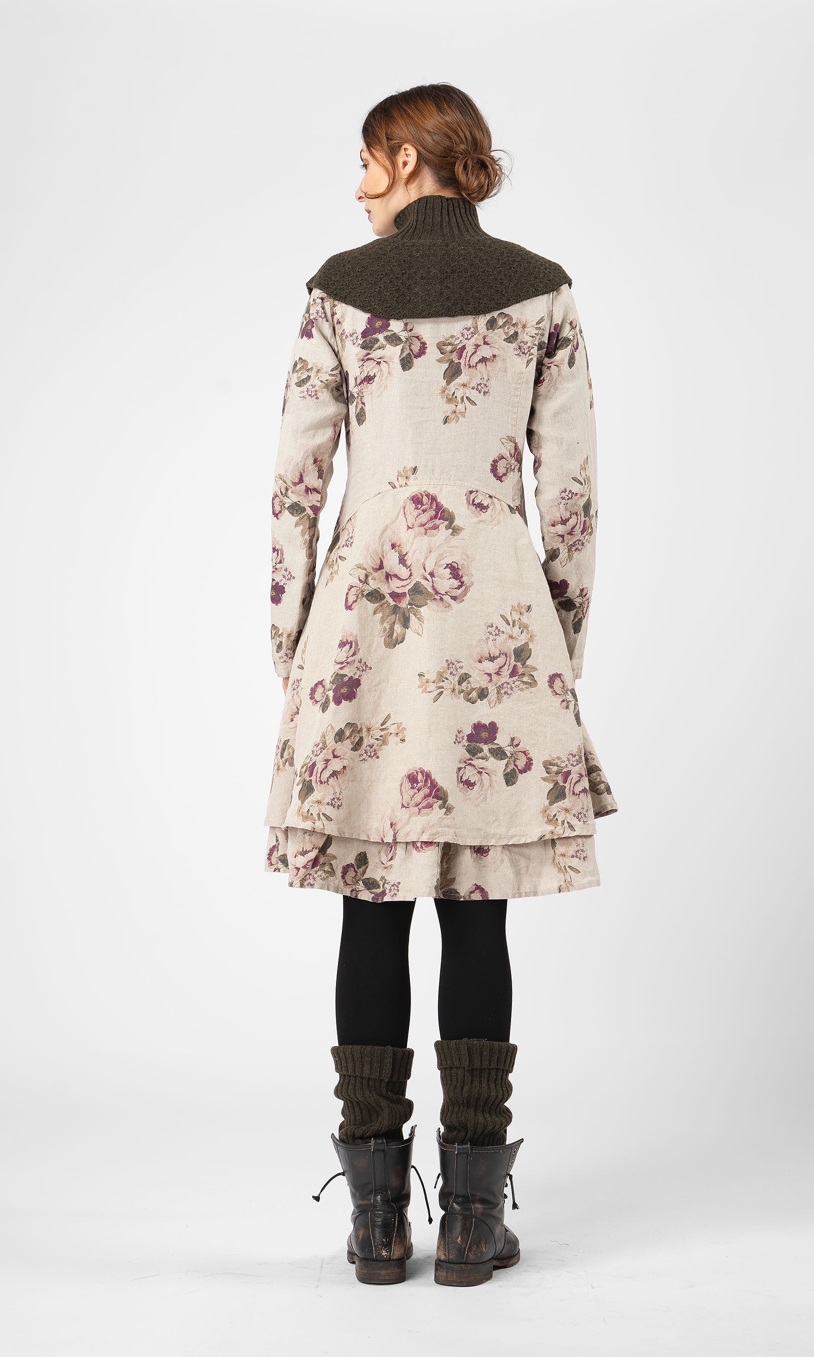 Linneklänning med dubbla kjolar