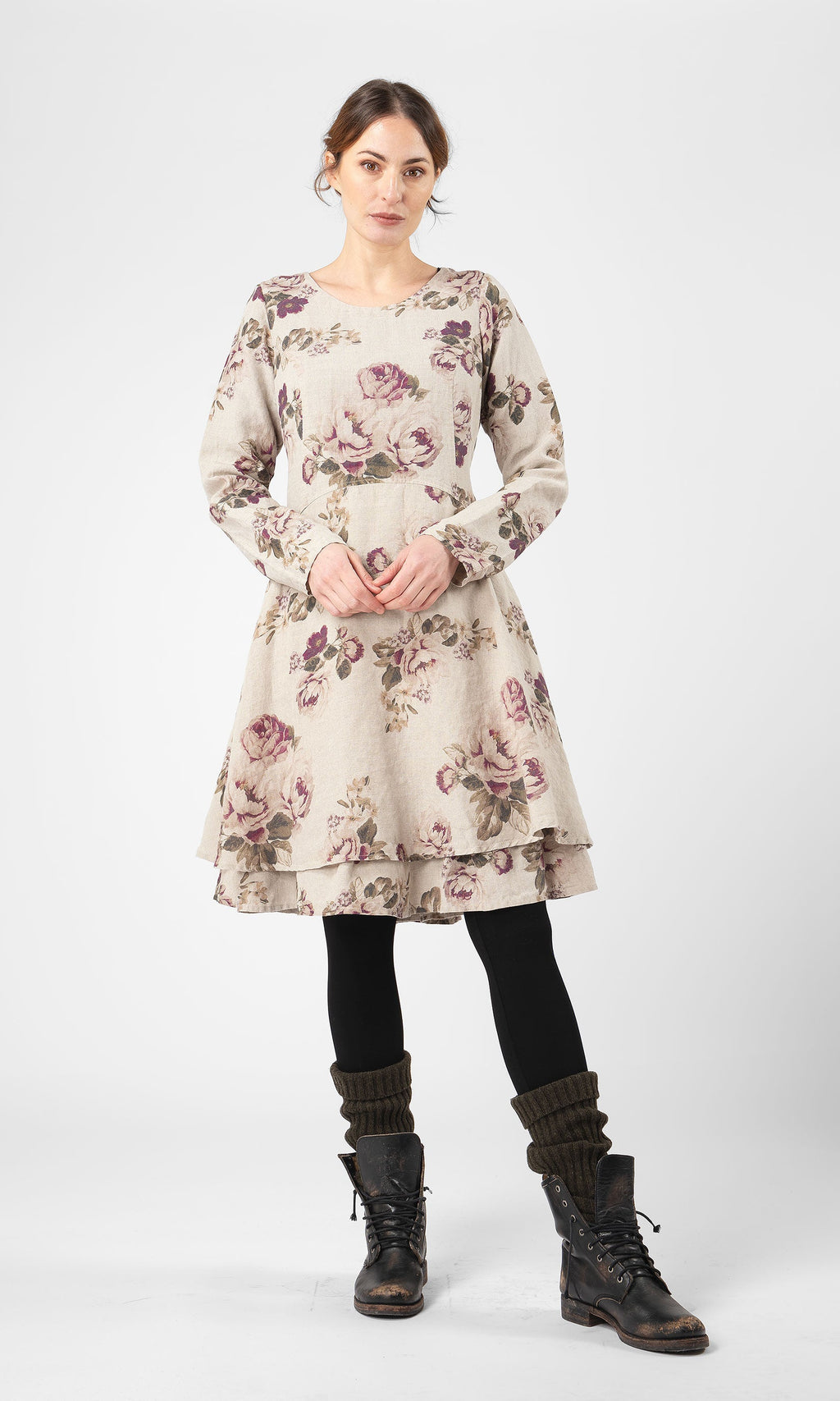 Linneklänning med dubbla kjolar